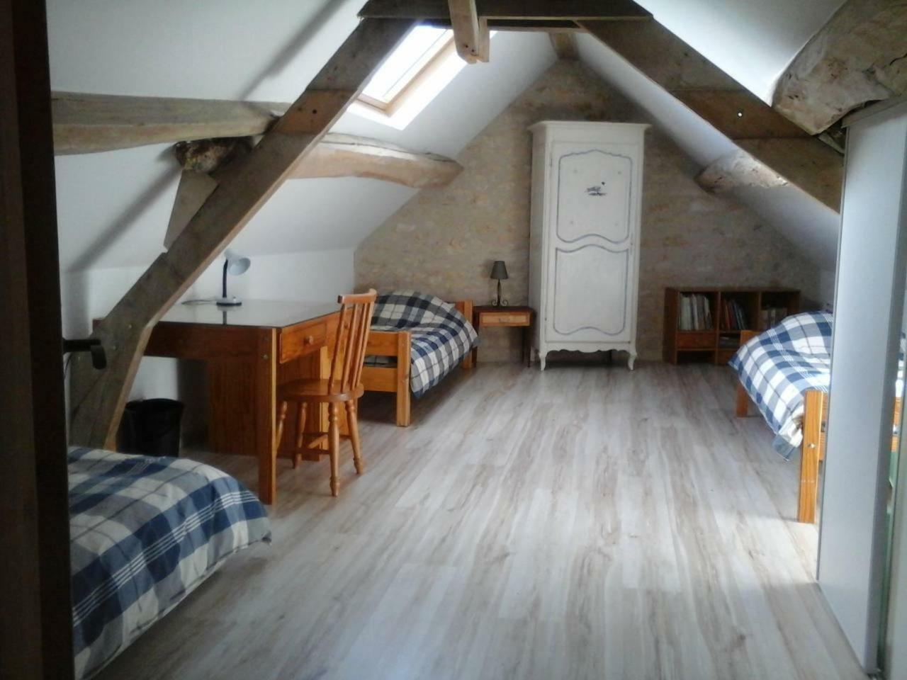 Ancienne Maison Des Templiers Gouillons Экстерьер фото