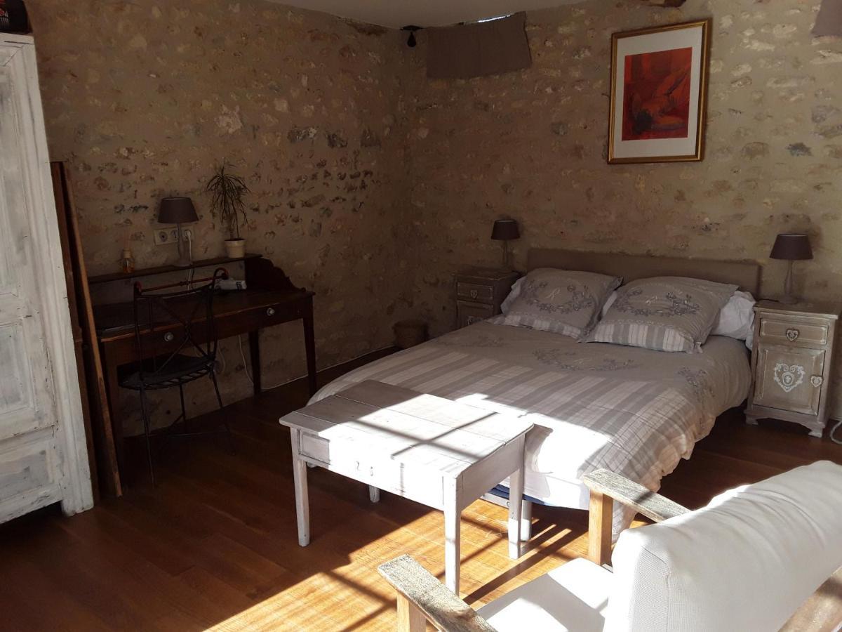 Ancienne Maison Des Templiers Gouillons Экстерьер фото