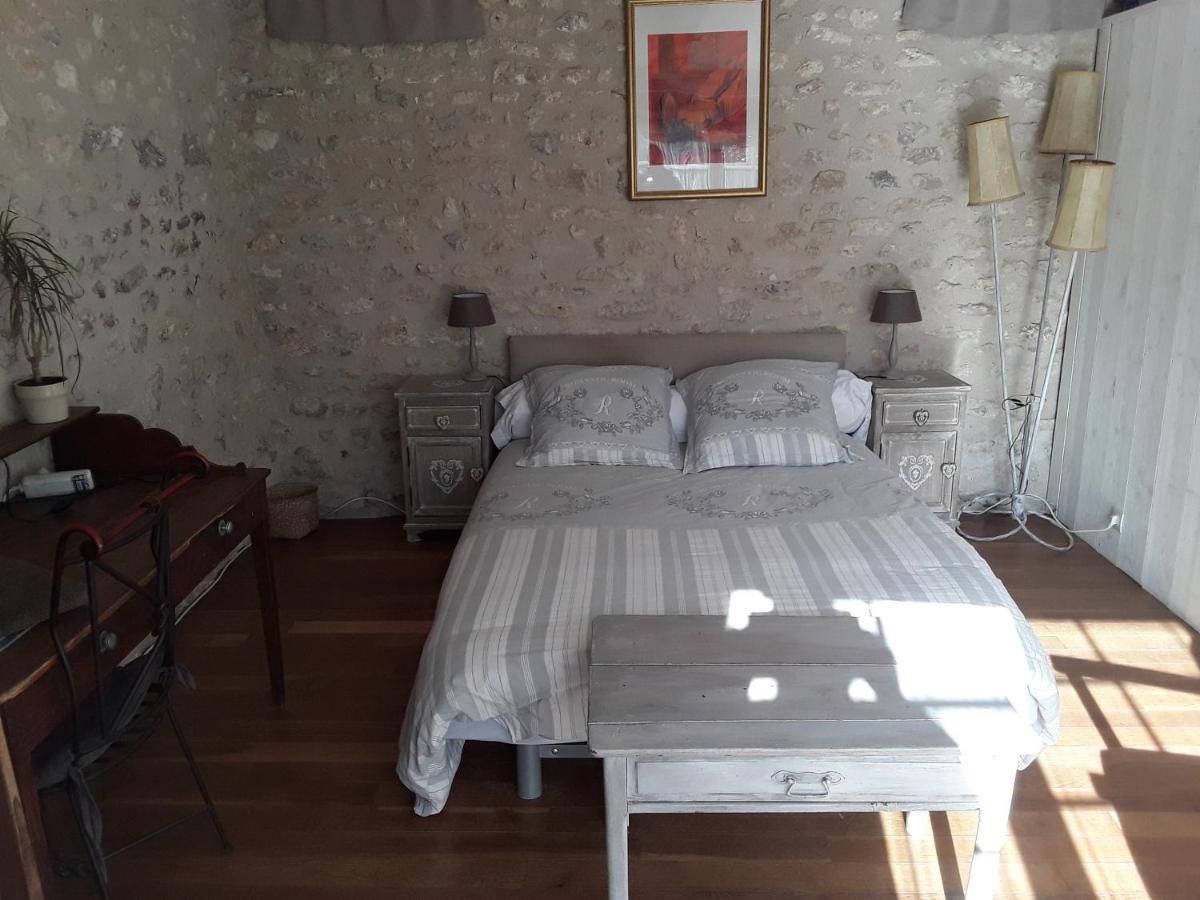 Ancienne Maison Des Templiers Gouillons Экстерьер фото